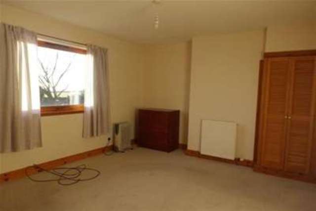  Image of 4 Bedroom Detached to rent at Dundee, DD4 0RF