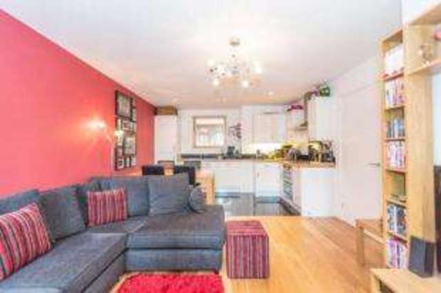  Image of 2 Bedroom Flat for sale at Northwick Avenue Worcester Claines, WR3 7AT