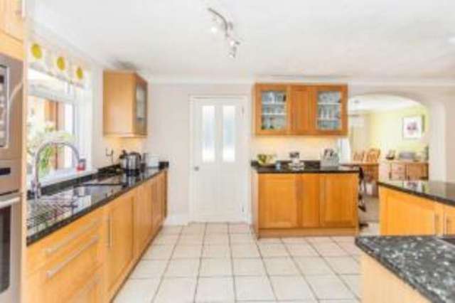 Image of 3 Bedroom Semi-Detached for sale at Barripper Camborne Barripper, TR14 0QP