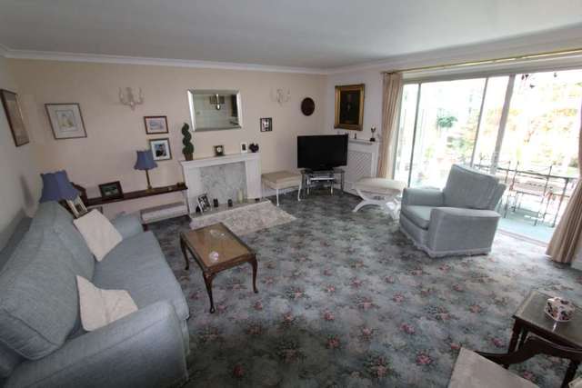  Image of 2 Bedroom Mews for sale at Lydiat Lane Alderley Edge Wilmslow, SK9 7HB