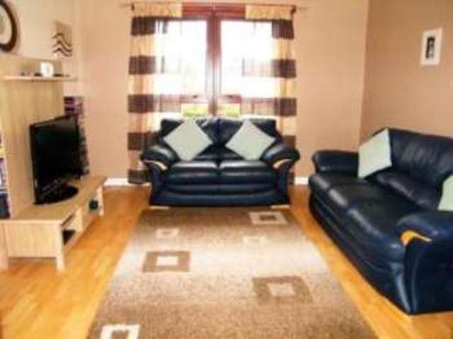  Image of 2 Bedroom Maisonette for sale at West Calder West Lothian West Calder, EH55 8EW