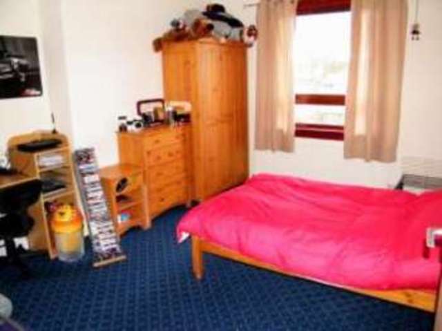  Image of 2 Bedroom Maisonette for sale at West Calder West Lothian West Calder, EH55 8EW