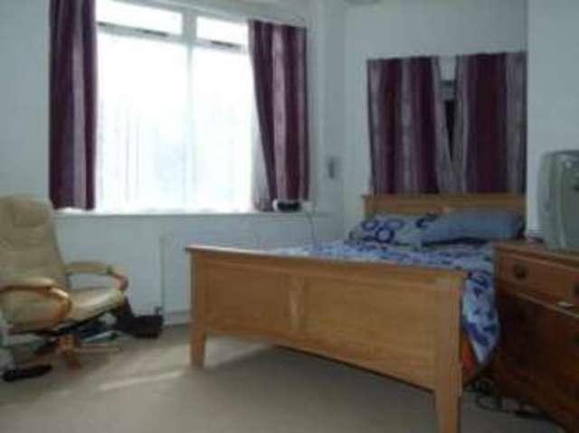  Image of 2 Bedroom Maisonette for sale at Camborne Cornwall Camborne, TR14 8SW