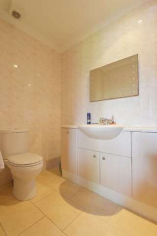  Image of 4 Bedroom Bungalow for sale at Biggar, ML12 6NS