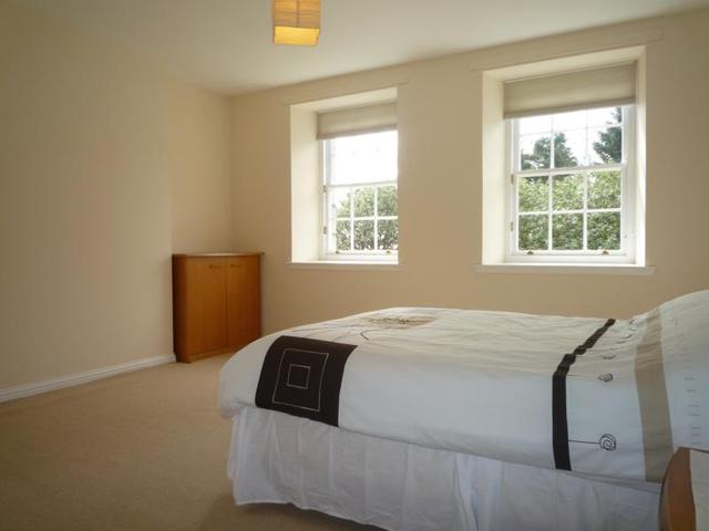  Image of 3 Bedroom Flat to rent at Bridge of Don Aberdeen Aberdeen, AB23 8DA