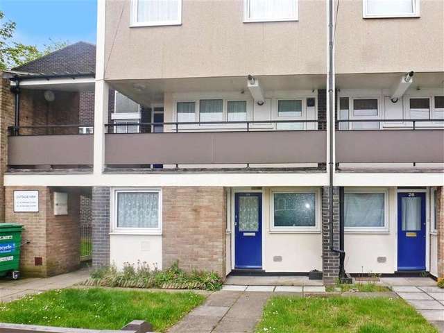  Image of 1 Bedroom Apartment for sale at Portsmouth Hampshire Portsmouth, PO1 1LU