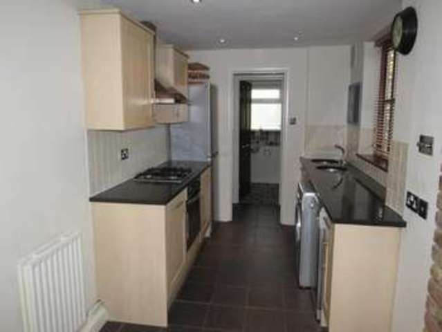  Image of 2 Bedroom Maisonette to rent at Forest Green Road Fifield Bray Wick, SL6 2NR