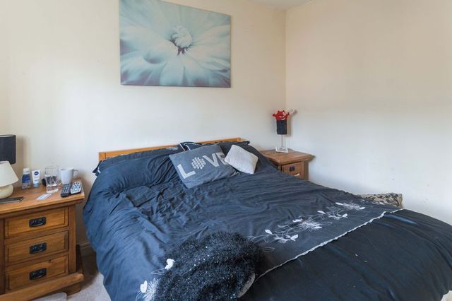  Image of 2 Bedroom Property for sale at Helman Tor View  Bodmin, PL31 1RE