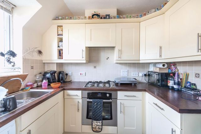  Image of 2 Bedroom Property for sale at Helman Tor View  Bodmin, PL31 1RE