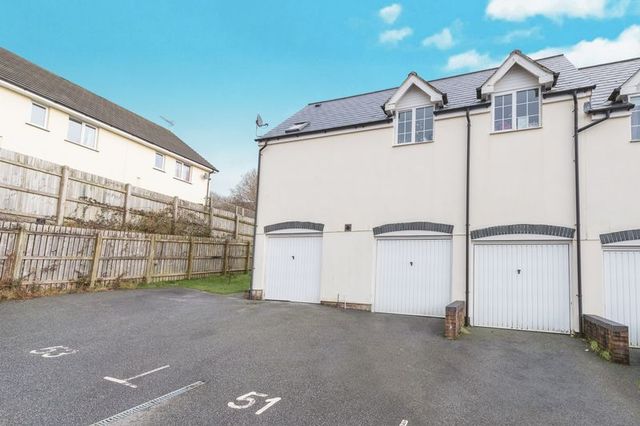  Image of 2 Bedroom Property for sale at Helman Tor View  Bodmin, PL31 1RE