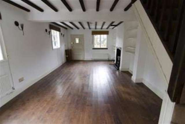  Image of 2 Bedroom Detached to rent at Rickmansworth, WD3 5JF
