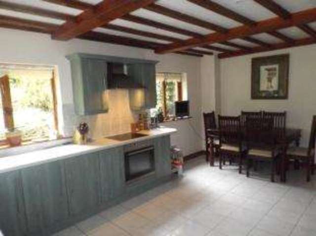  Image of 3 Bedroom Detached for sale at Shaw Lane Holmfirth Upperthong, HD9 2PP