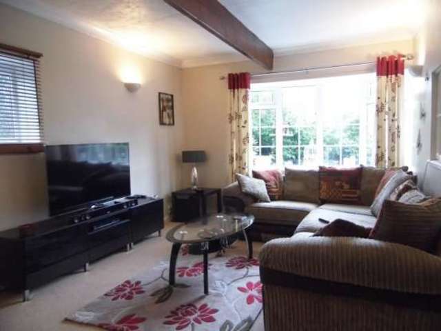  Image of 1 Bedroom Cottage for sale at Shipley West Yorkshire Shipley, BD18 4DU