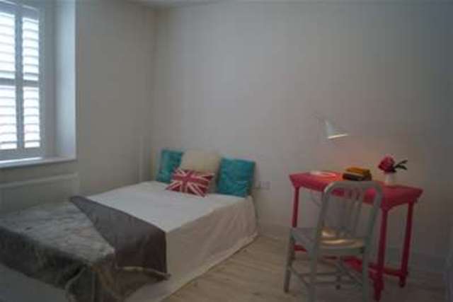  Image of 3 Bedroom Detached to rent at Wells, BA5 1SL