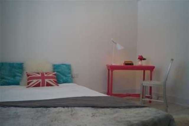  Image of 3 Bedroom Detached to rent at Wells, BA5 1SL