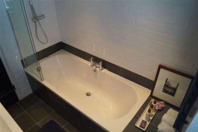  Image of 3 Bedroom Detached to rent at Wells, BA5 1SL
