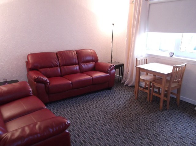  Image of 1 Bedroom Flat to rent at Bishopbriggs Glasgow Glasgow, G64 2SQ