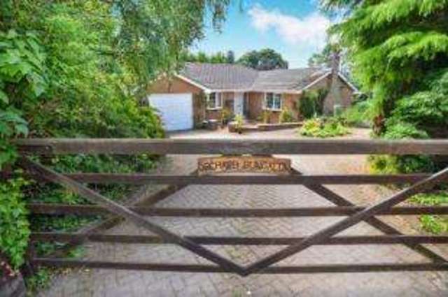  Image of 2 Bedroom Bungalow for sale at Huthwaite Sutton-in-Ashfield Huthwaite, NG17 2RU
