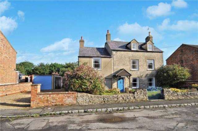  Image of 4 Bedroom Detached for sale at Upper Street Tingewick Tingewick, MK18 4QF