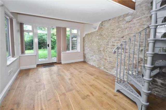 Image of 4 Bedroom Detached for sale at Upper Street Tingewick Tingewick, MK18 4QF