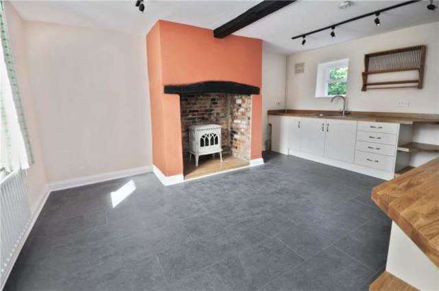  Image of 4 Bedroom Detached for sale at Upper Street Tingewick Tingewick, MK18 4QF