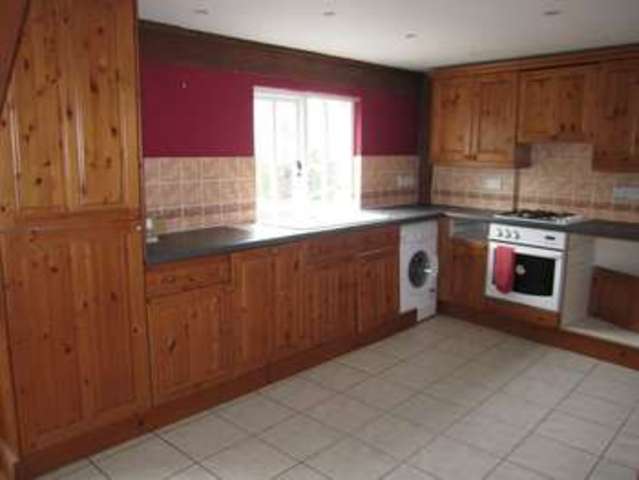  Image of 2 Bedroom Cottage for sale at Riverside Mews Lechlade Gloucestershire, GL7 3AL