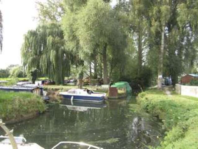  Image of 2 Bedroom Cottage for sale at Riverside Mews Lechlade Gloucestershire, GL7 3AL