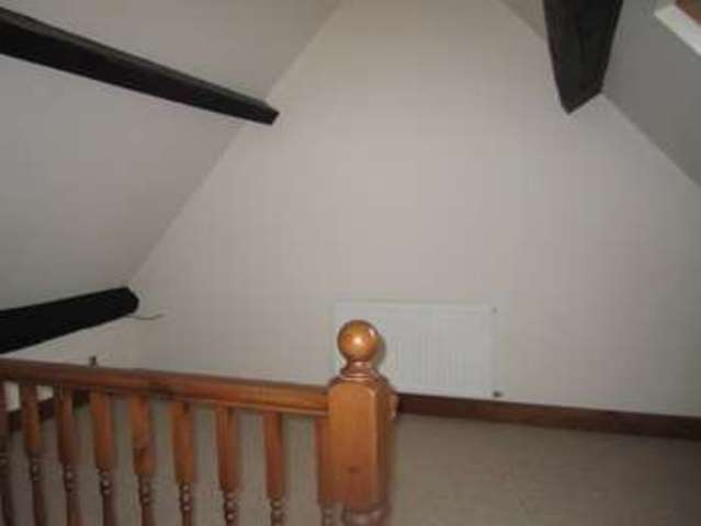  Image of 4 Bedroom Cottage for sale at Riverside Mews Lechlade Gloucestershire, GL7 3AL