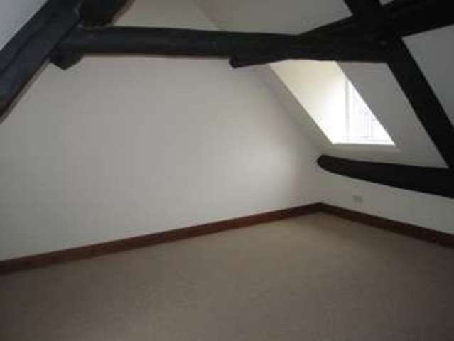  Image of 4 Bedroom Cottage for sale at Riverside Mews Lechlade Gloucestershire, GL7 3AL