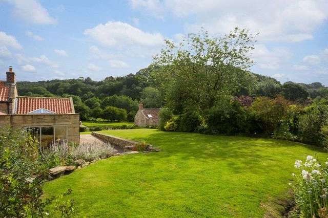  Image of 2 Bedroom Property for sale at Hutton-Le-Hole York, YO62 6UD