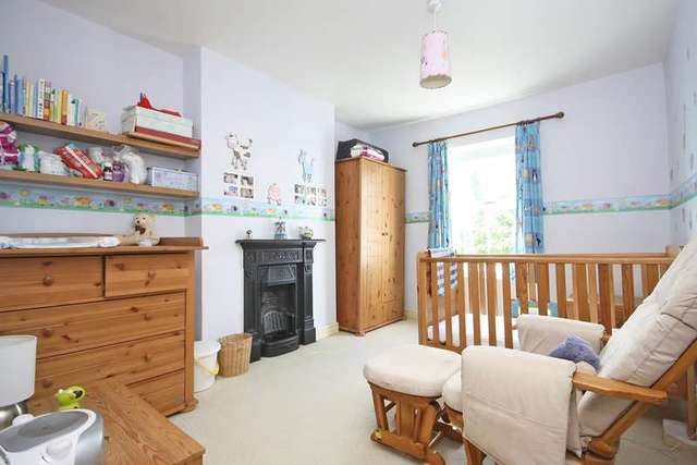  Image of 3 Bedroom Detached for sale at Reigate, RH2 7JX
