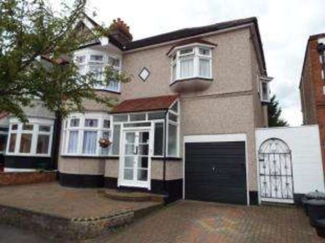  Image of 4 Bedroom Semi-Detached for sale at Barkingside Essex Barkingside, IG6 1DU