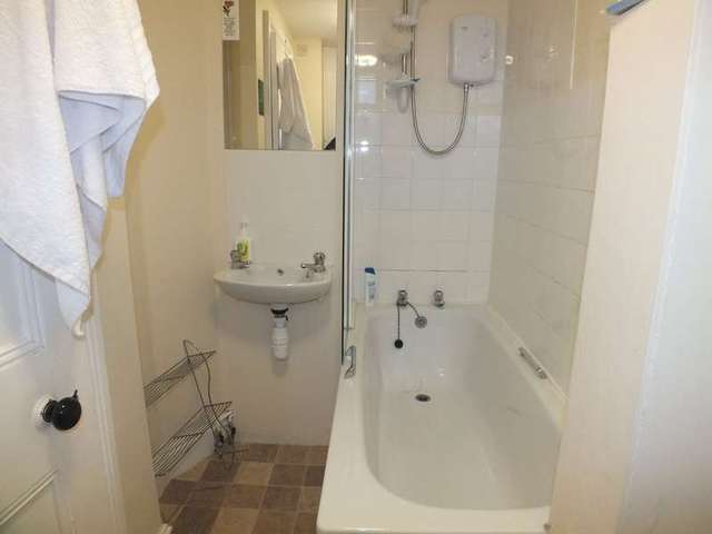  Image of 1 Bedroom Detached to rent at Reading Berkshire Reading, RG1 6NP