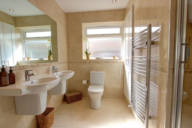  Image of 5 Bedroom Detached for sale at Campion Drive  Romsey, SO51 7RD