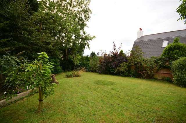  Image of 4 Bedroom Detached for sale at Woodingdean Brighton Brighton, BN2 6SN