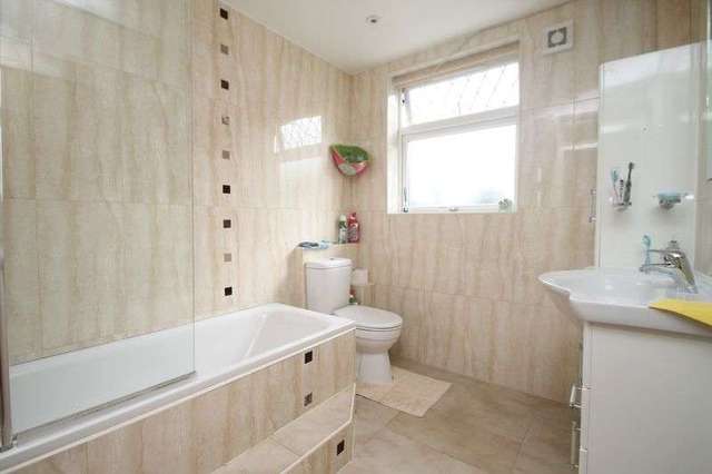  Image of 4 Bedroom Terraced for sale at Elms Park Avenue  Wembley, HA0 2RR