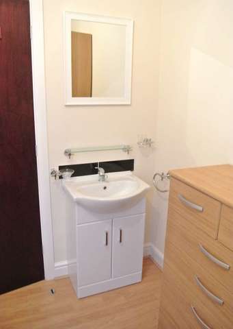  Image of 1 Bedroom House Share to rent at Erdington, B23 6EJ