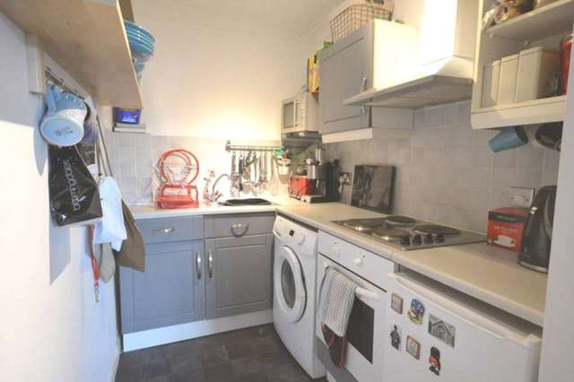  Image of Studio for sale at Erith Road  Belvedere, DA17 6LE