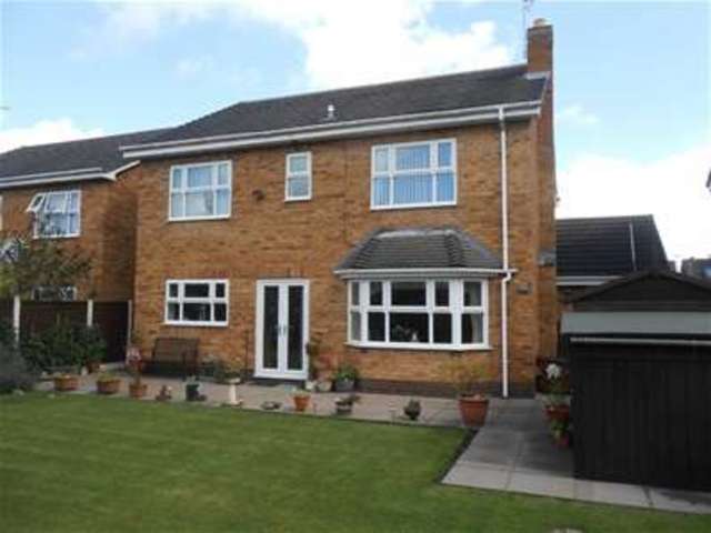  Image of 4 Bedroom Detached for sale at Cheslyn Hay, WS6 7PE