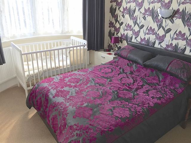  Image of 3 Bedroom Terraced for sale at Gordon Avenue  Bristol, BS5 7DS