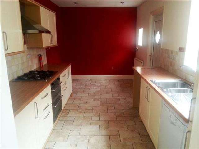  Image of 3 Bedroom Detached to rent at Falsgrave, YO12 7RU