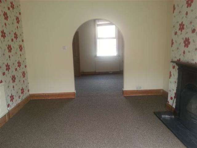  Image of 3 Bedroom Detached to rent at Falsgrave, YO12 7RU