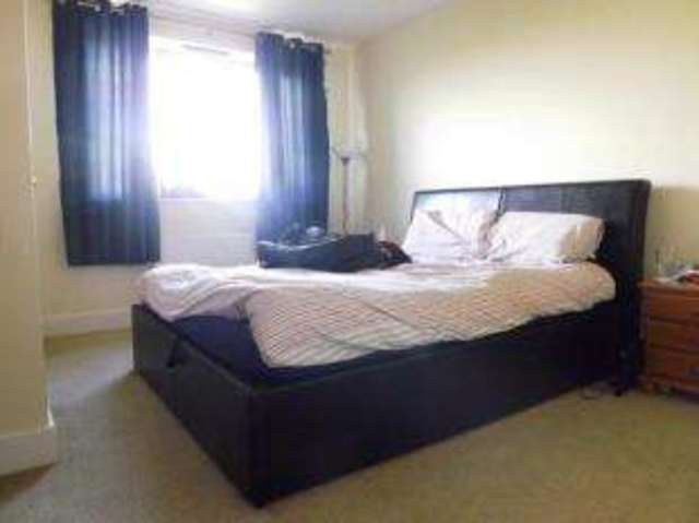  Image of 2 Bedroom Flat for sale at Peterborough Cambridgeshire Peterborough, PE1 5AA