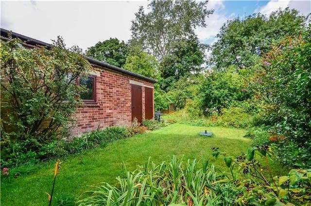  Image of 3 Bedroom Semi-Detached for sale at Stapleford, CB22 5DU