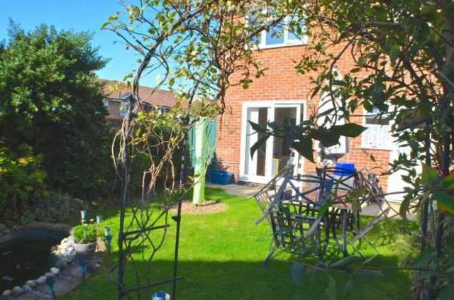  Image of 3 Bedroom Semi-Detached for sale at Heron Ridge  Polegate, BN26 5BJ