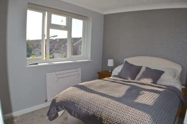  Image of 3 Bedroom Semi-Detached for sale at Heron Ridge  Polegate, BN26 5BJ