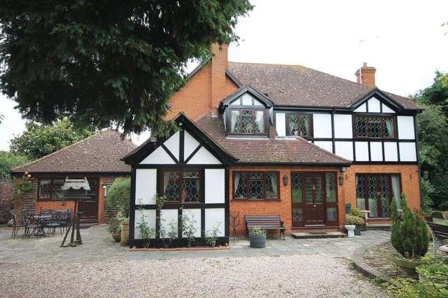  Image of 4 Bedroom Detached for sale at High Road  Chigwell, IG7 6DJ