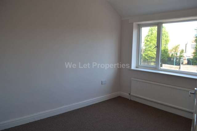  Image of 2 Bedroom Detached to rent at John Street Droylsden Manchester, M43 6EZ
