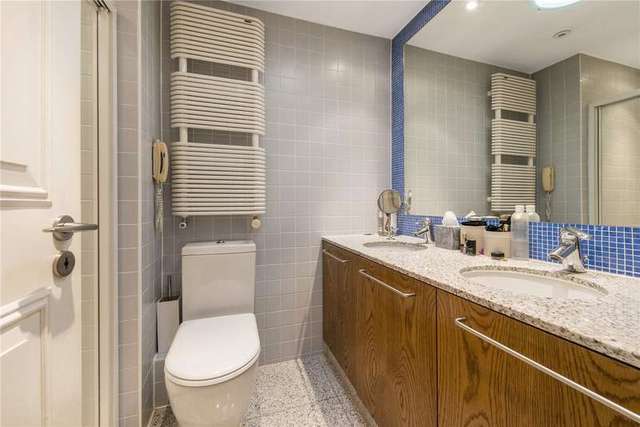  Image of 2 Bedroom Flat for sale at Lancaster Gate  London, W2 3NA