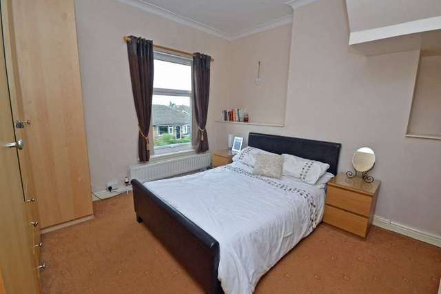  Image of 2 Bedroom Terraced for sale at Stanley Wakefield West Yorkshire, WF3 4EF